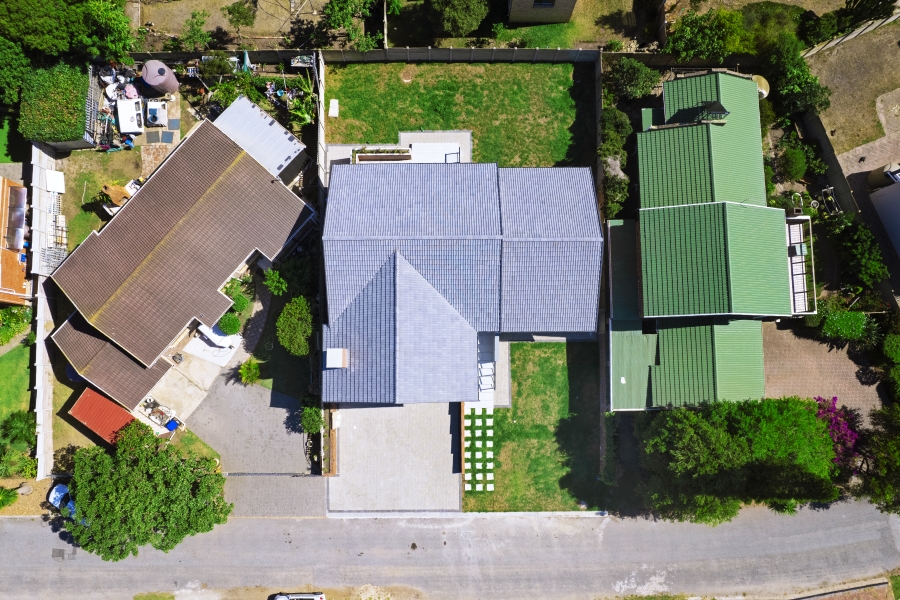 3 Bedroom Property for Sale in Wavecrest Eastern Cape